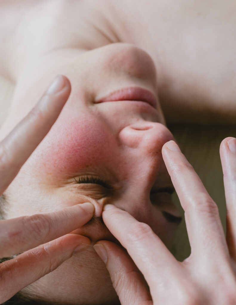 Le Massage Facialiste :